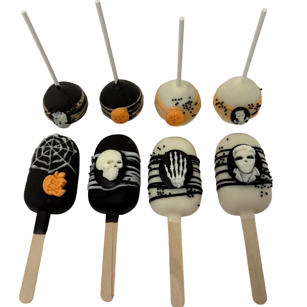 Halloween-Sweets am Stiel mit Skelett- und Spinnenmotiven